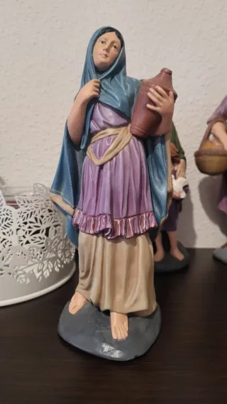 Figura Belén Mujer con Cántaro.
