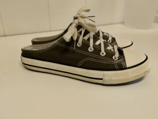 Zapatillas tipo zueco verde T43