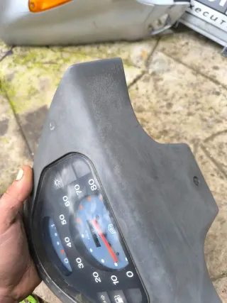 Contachilometri Vespa 50 HP / V