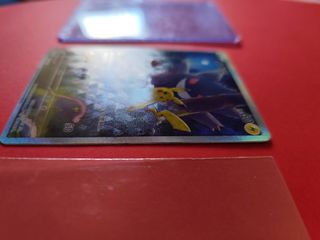 Carta Pokemon de Pikachu (151C 172)