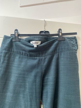 Abrigo y pantalón de pana Hoss Intropia verde