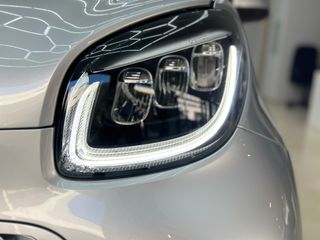 SMART fortwo EQ Ushuaia Limited Edition coupe