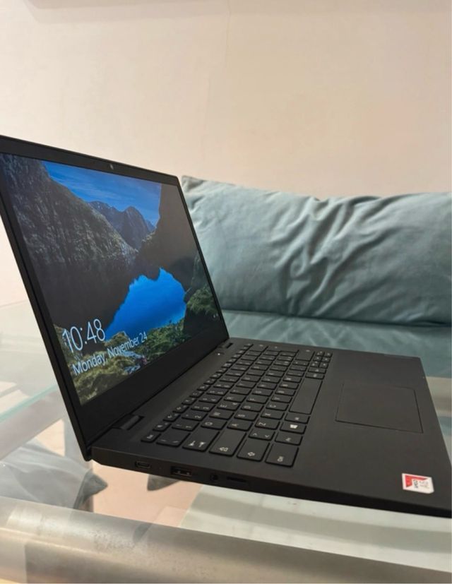 Lenovo 14w Portatile AMD A6 + Caricabatterie