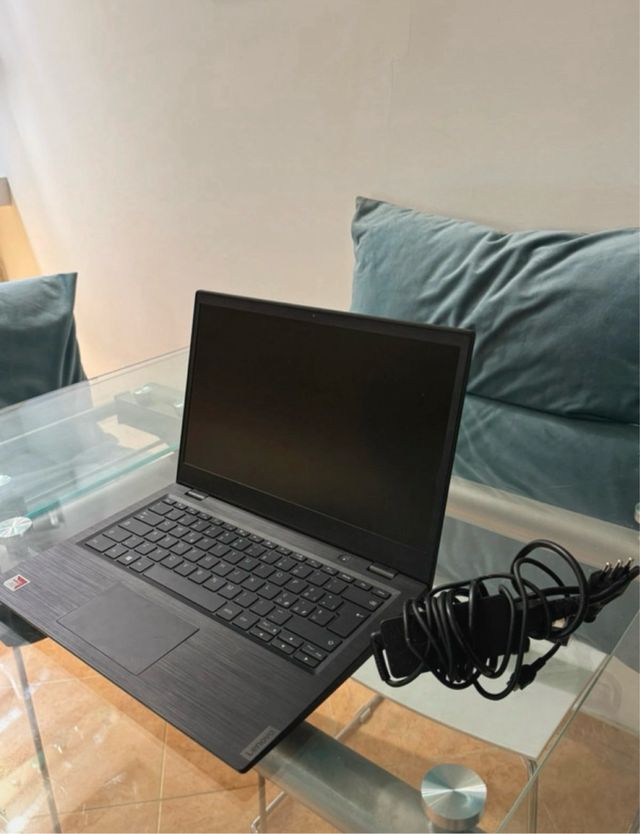 Lenovo 14w Portatile AMD A6 + Caricabatterie