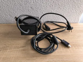 Xbox One 500gb con cableado original y juegos.