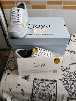 Zapatillas Joya grises y blancas