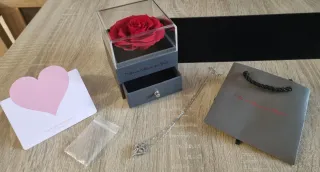 Collar regalo mamá rosa preservada