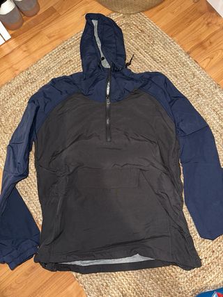 Chubasquero cortavientos talla L