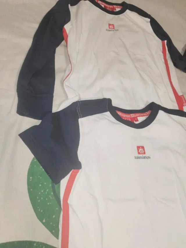 2 Camisetas Salesianos Talla 8