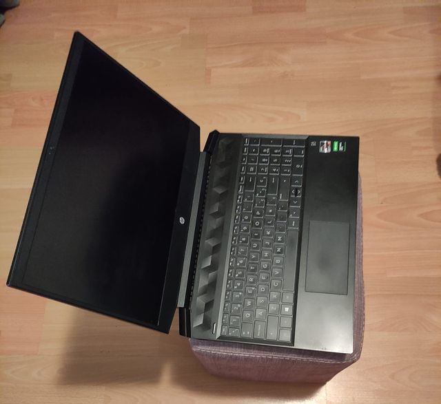 HP Pavilion Gaming 15 (2022)