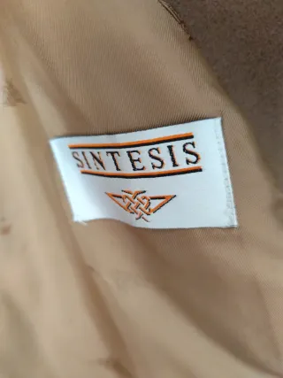 Abrigo de paño marrón