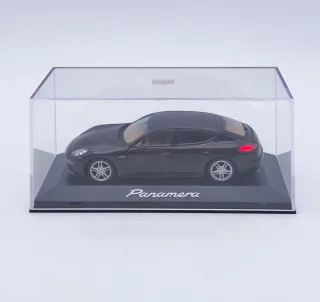 PORSCHE PANAMERA 1:43 MINICHAMPS