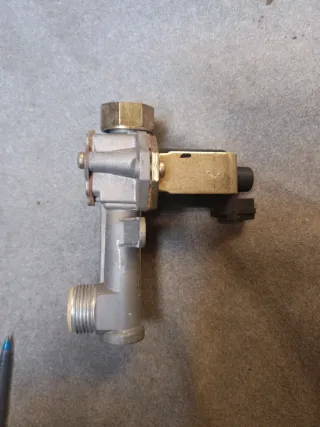 Electroválvula Junkers ZW 20 Novastar