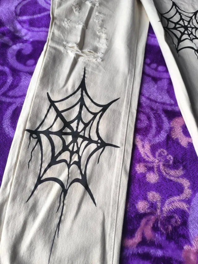 Vaqueros chico beige con arañas Talla M y 30