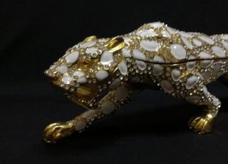 Cajita Joyero Leopardo Dorado y Blanco