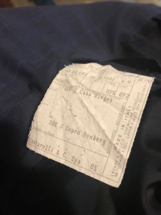 Dos chaquetas de vestir