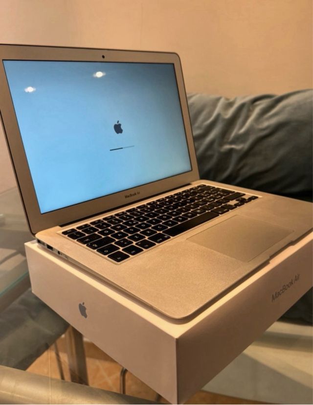 MacBook Air 13" (mid 2012) Cover e Caricabatterie