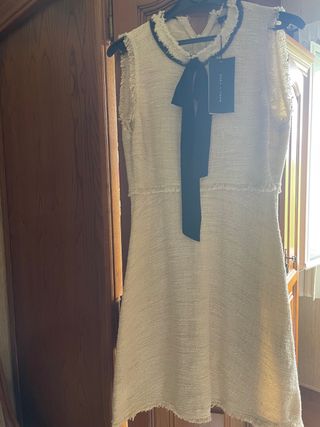 Vestido Zara Beige Negro