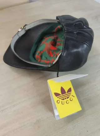Gorra Gucci Negra Cuero