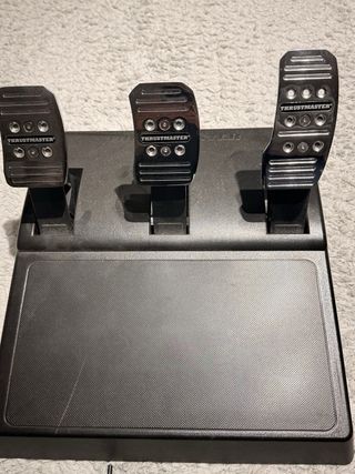 Thrustmaster T150 Pro Volante y Pedales PS5 y PC