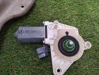 Elevalunas a2218203102 mercedes-benz clase 128083