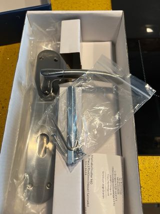 Manilla de puerta de entrada