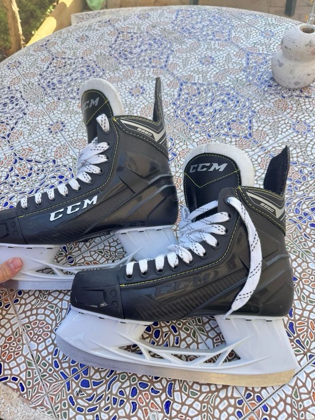 Patines de Hielo CCM talla 42