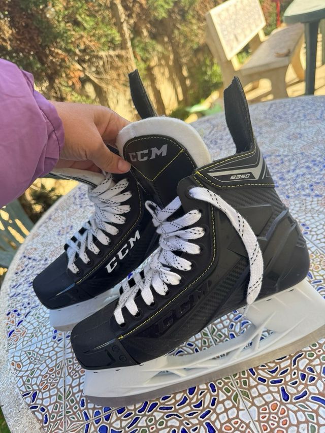 Patines de Hielo CCM talla 42