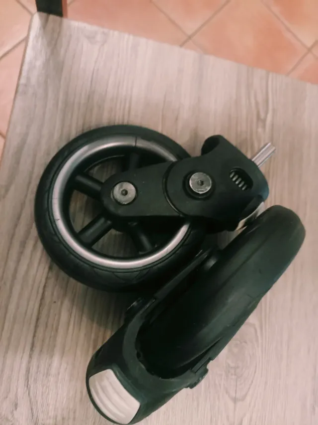 Ruedas delanteras bugaboo ant