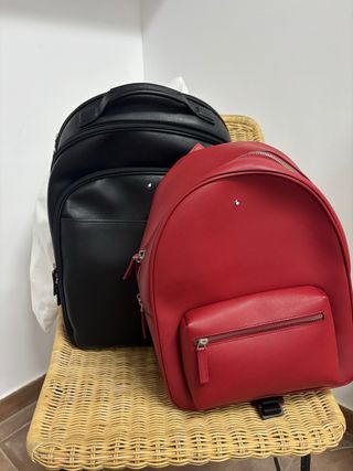 Mochilas Montblanc Negras y Rojas