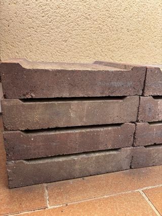 Ladrillos refractarios con alta inercia térmica