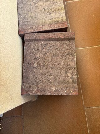 Ladrillos refractarios con alta inercia térmica