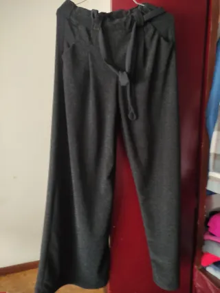 Pantalón negro ,brillo talla única