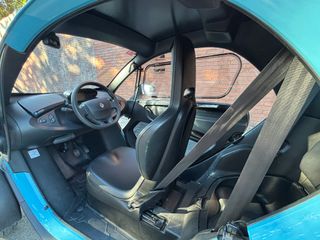 Renault Twizy 2020 en perfecto estado