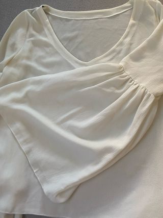 Blusa oversize blanco roto