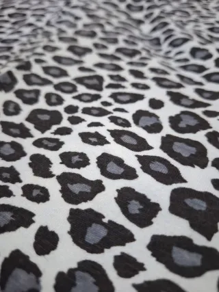 Pijama Minnie Mouse y estampado animal