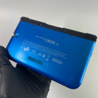 Nintendo 3DS XL Blu con custodia