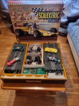 Scalextric con 4 coches contador vueltas original