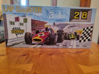Scalextric con 4 coches contador vueltas original