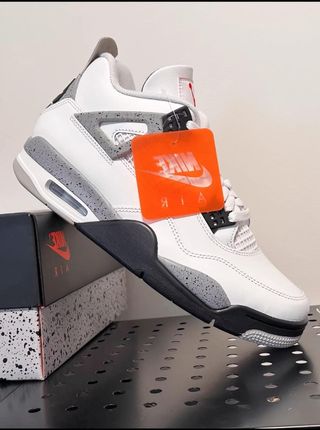 Air Jordan 4 Cemento Talla 42
