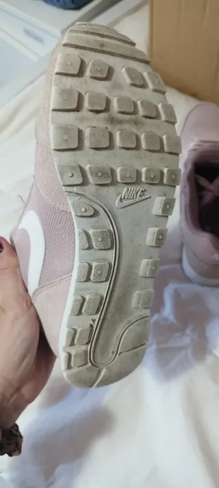 Deportivas Nike Mujer Rosas y Blancas