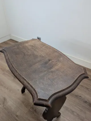 Tavolo in legno massello