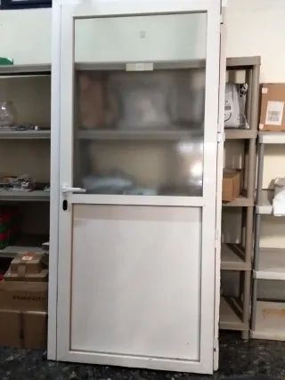 2 Puertas PVC Interior/Oficina