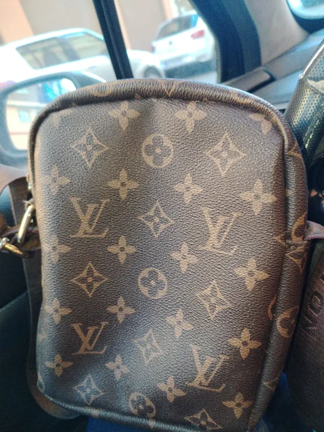 Bandolera  de hombre  Louis Vuitton Marrón