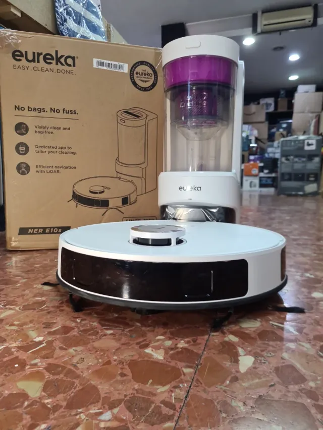 Robot Aspirador y Fregasuelos Eureka NERE10s