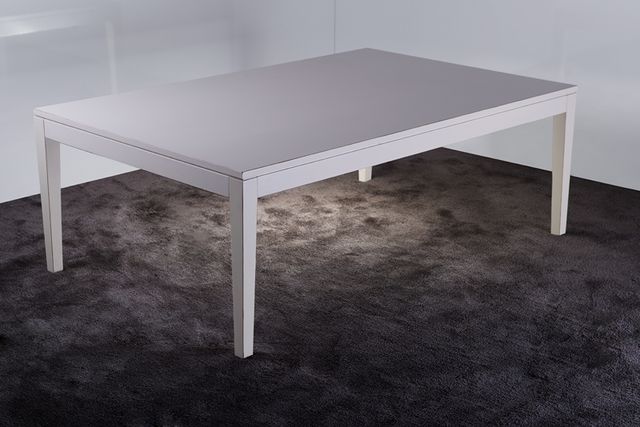 Tavolino elegante con design moderno