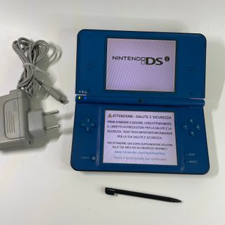 Nintendo DSi XL Blu con caricabatterie