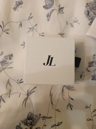 Elegantes pendientes de plata