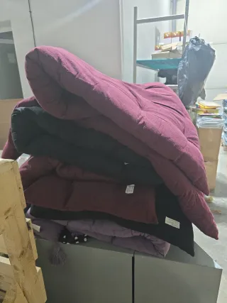 6 de 120 cm x 060 cmColchoneta morada para exterio