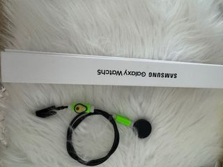 Samsung Galaxy Watch 5 + Cargador +TeléfonoSamsung